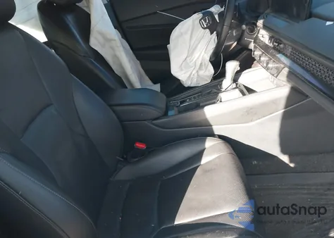 2025 Honda Accord Hybrid Touring z USA, uszkodzony, nr VIN 1HGCY2F8XSA004618